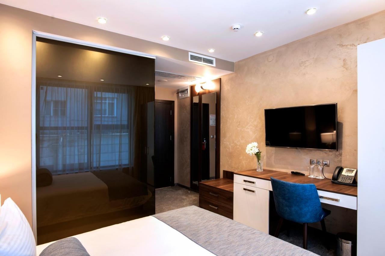 Family Hotel Business Club 苏曼 外观 照片