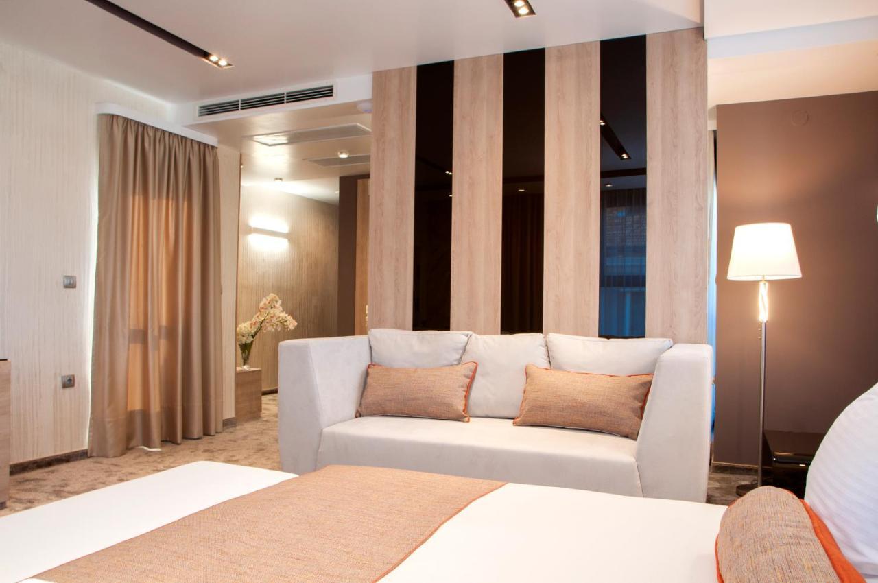 Family Hotel Business Club 苏曼 外观 照片