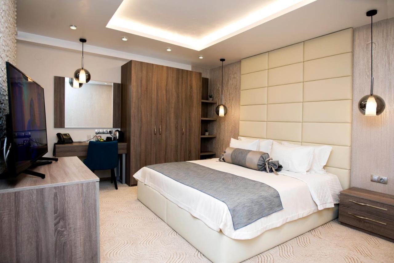 Family Hotel Business Club 苏曼 外观 照片