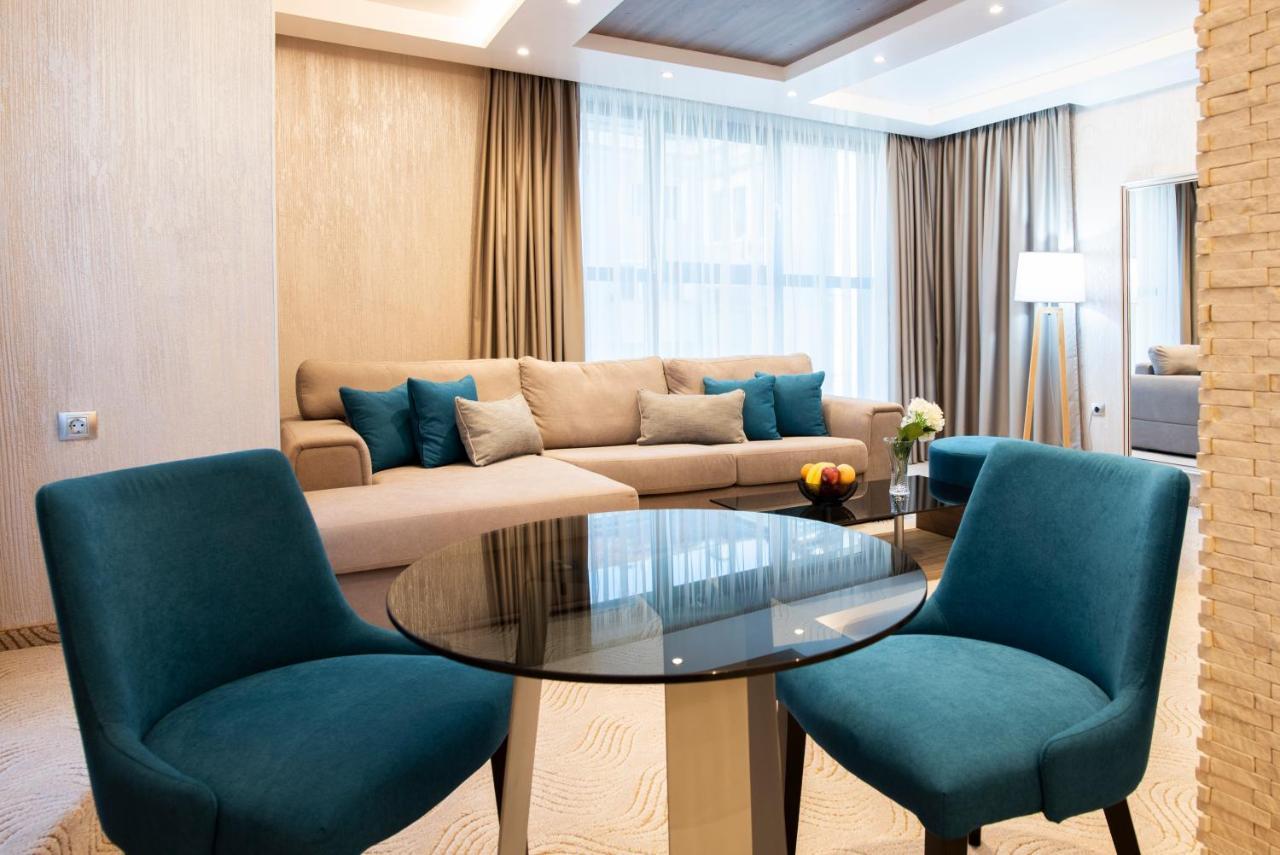 Family Hotel Business Club 苏曼 外观 照片